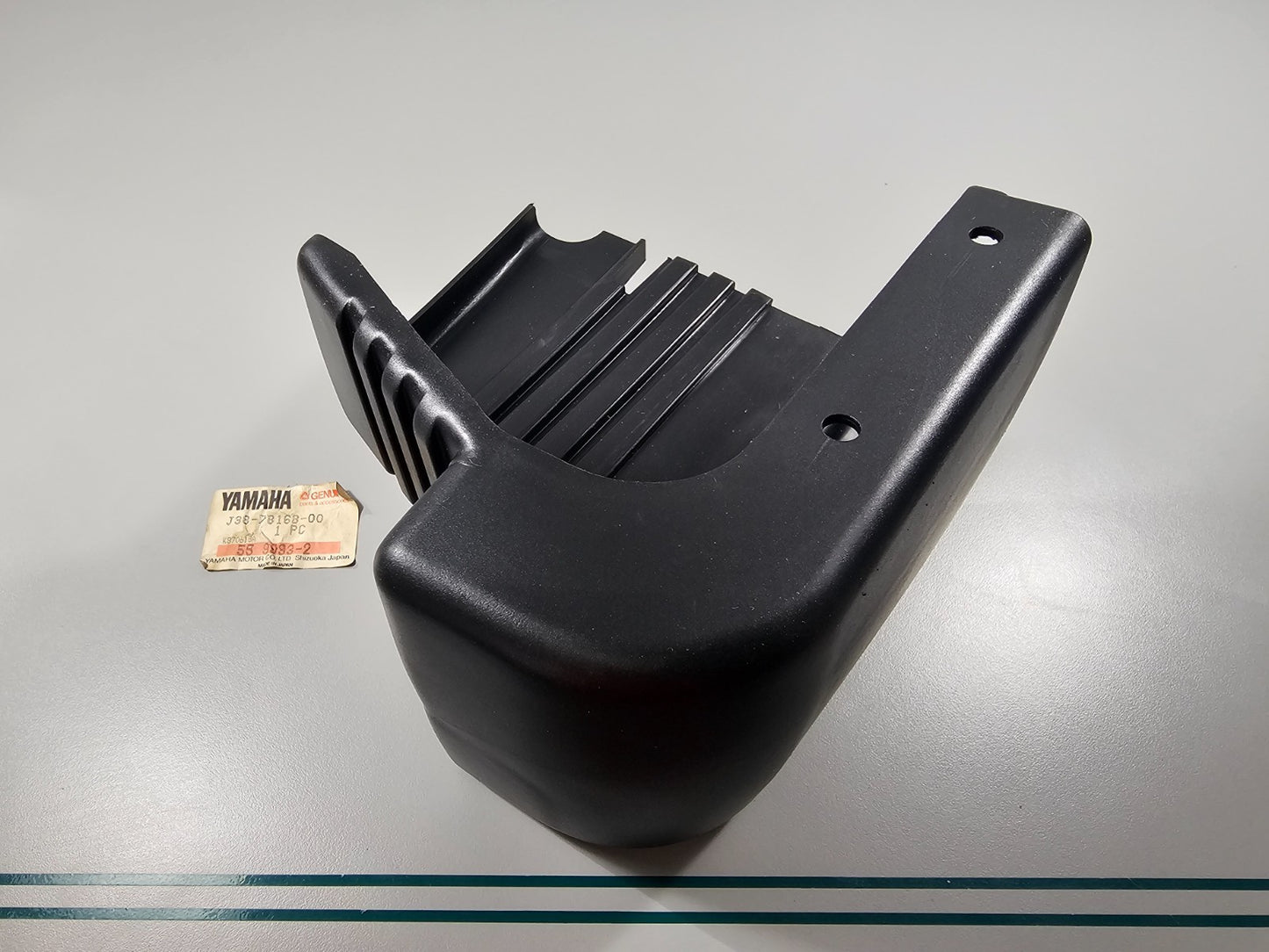 NEW OEM J38-78168-00-00 Yamaha Right Rear Bumper End Cap 0810