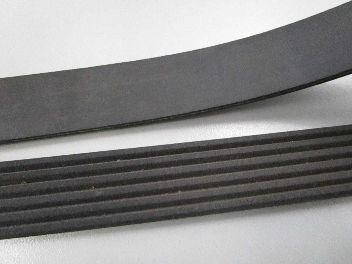 Gates NEW Micro-V Serpentine Belt K060994 6-Rib 99.87" 0810