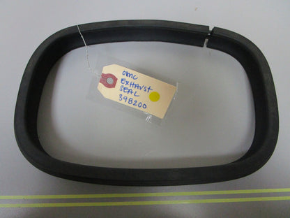 *NEW OEM* 0810 OMC Johnson Evinrude Exhaust Seal 398200 0398200