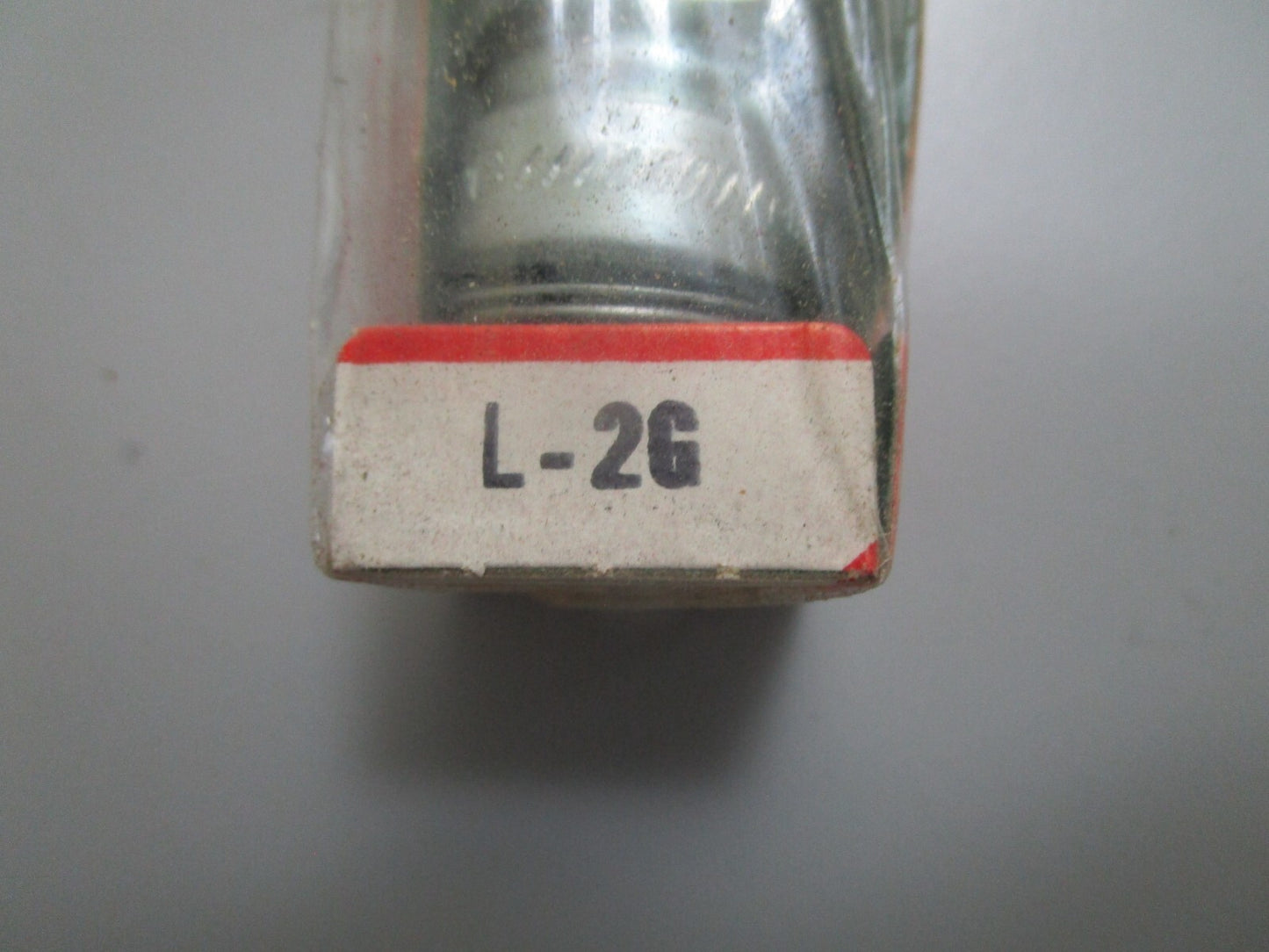 *NEW* 0810 Champion Spark Plug L-2G
