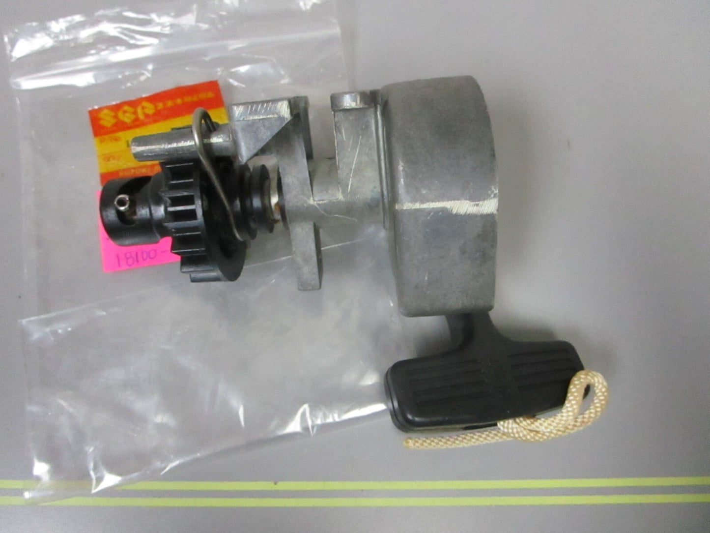 *NEW OEM* 0720 Suzuki Recoil Starter Assembly 18100-98101