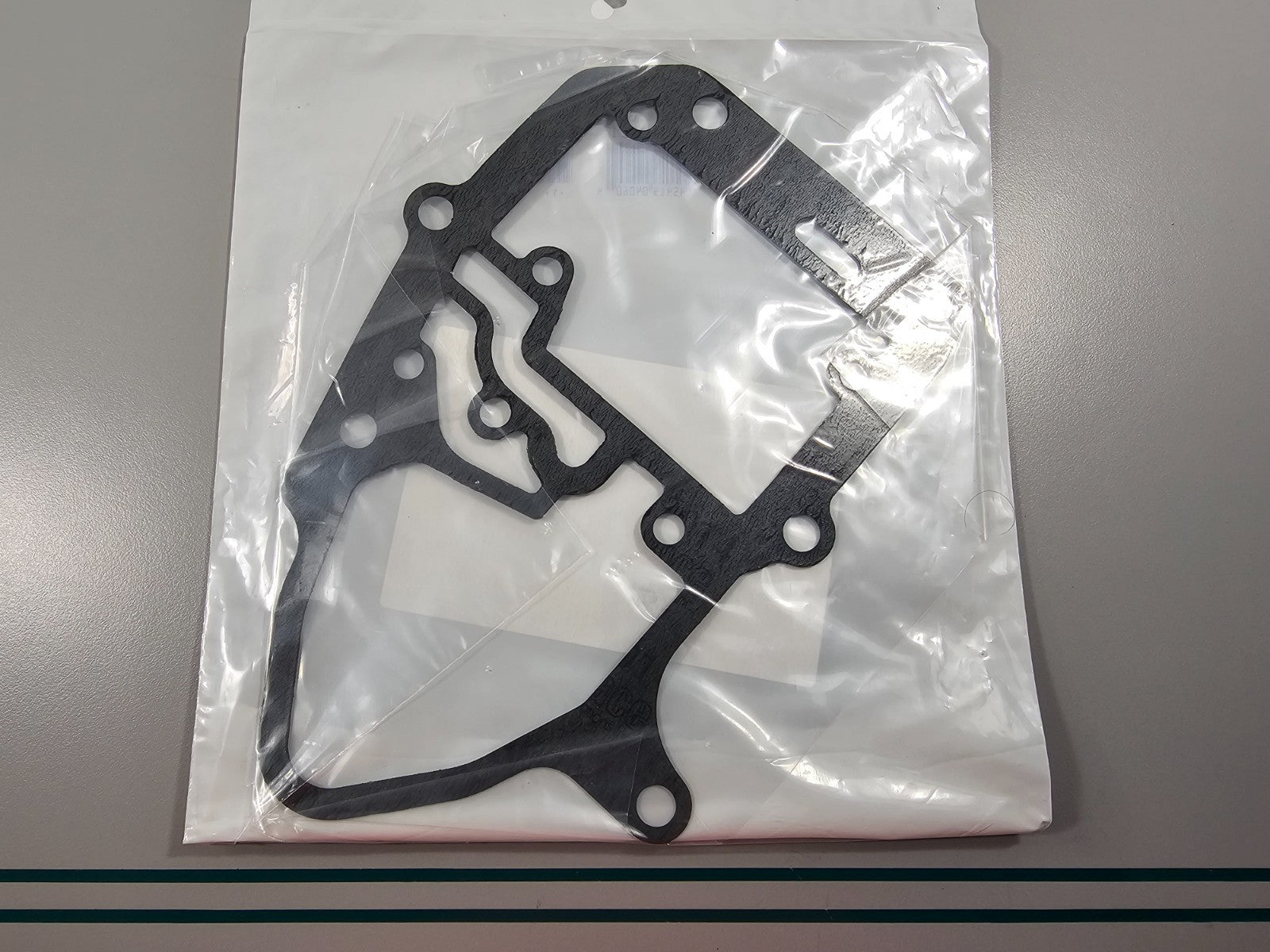 NEW OEM 330621 0330621 OMC Johnson Evinrude Gasket 0810