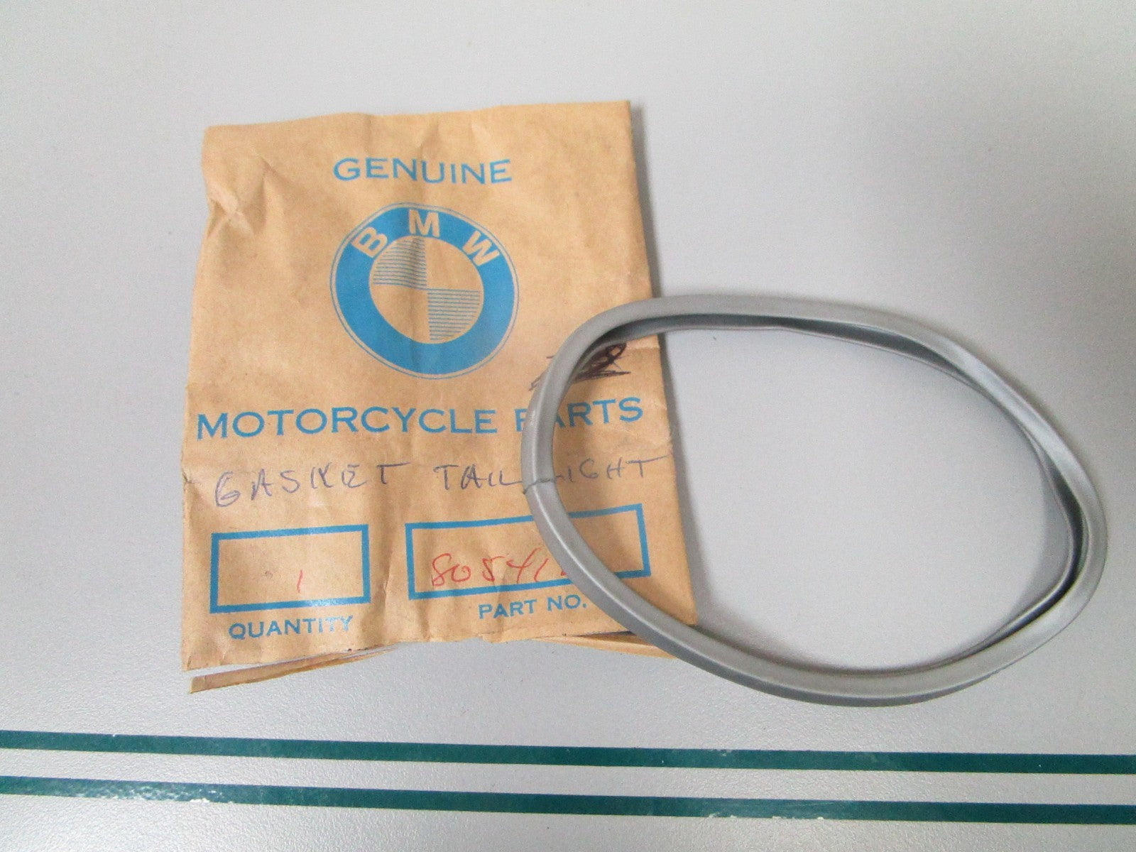 NEW OEM 63248054123 8054123 BMW Tail Light Rubber Gasket 0810