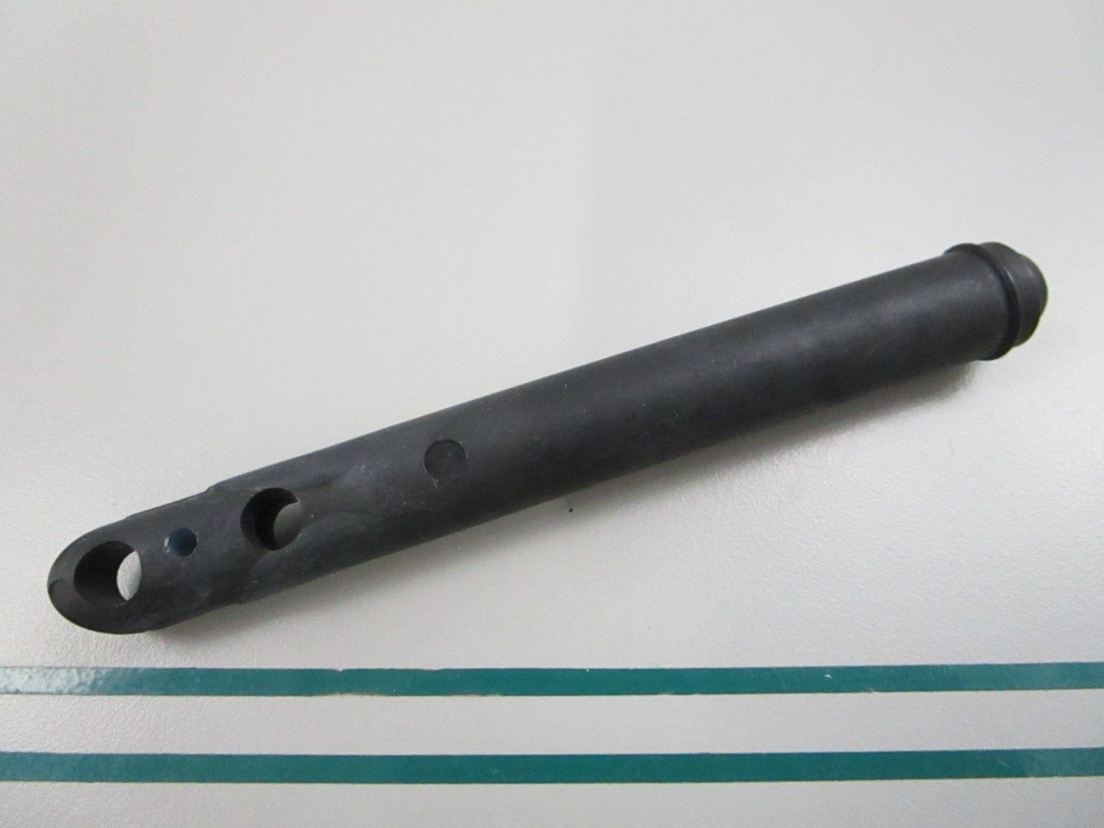 NEW OEM 385956 0385956 OMC Johnson Evinrude Guide 0810