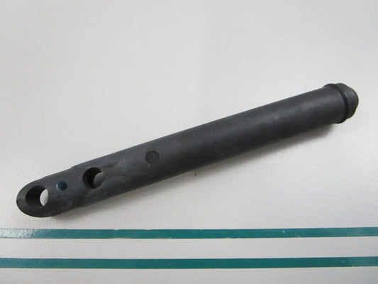 NEW OEM 385956 0385956 OMC Johnson Evinrude Guide 0810