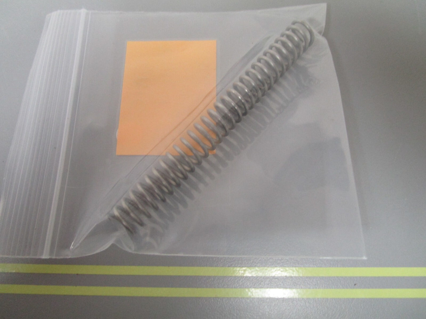 *NEW OEM* 0810 OMC Johnson Evinrude Tension Spring 910524 0910524