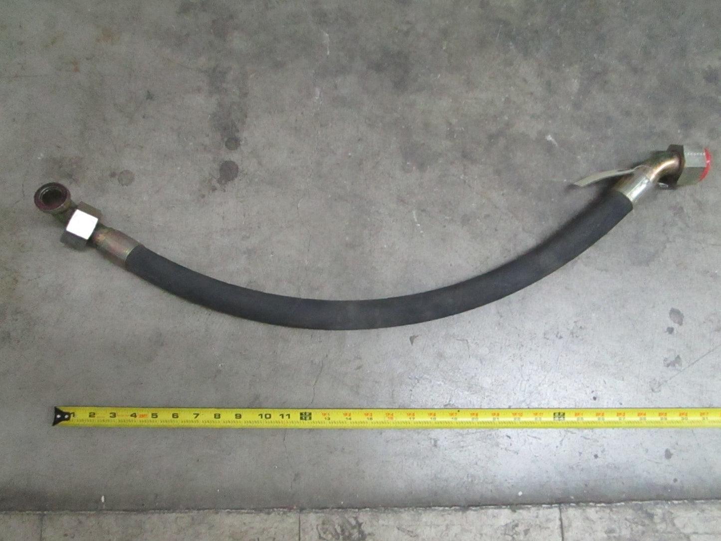 *NEW OEM* 0820 Case New Holland Flexible Hose 85802837