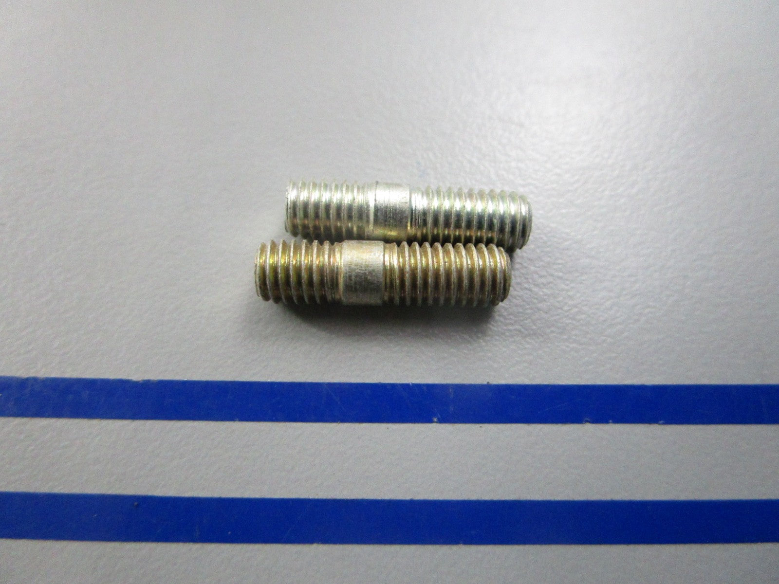 NEW OEM (LOT OF 2) 16-45715 Mercury Quicksilver Stud 0810