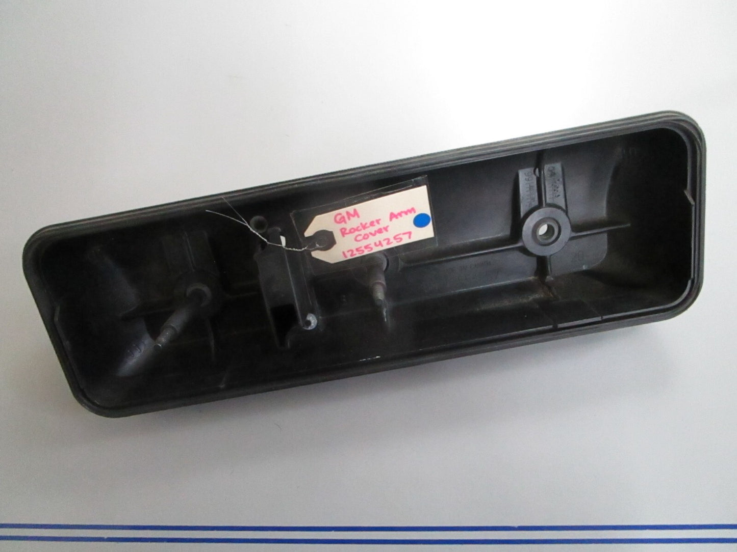 *NEW OEM* 0820 GM Rocker Arm Cover 12554257