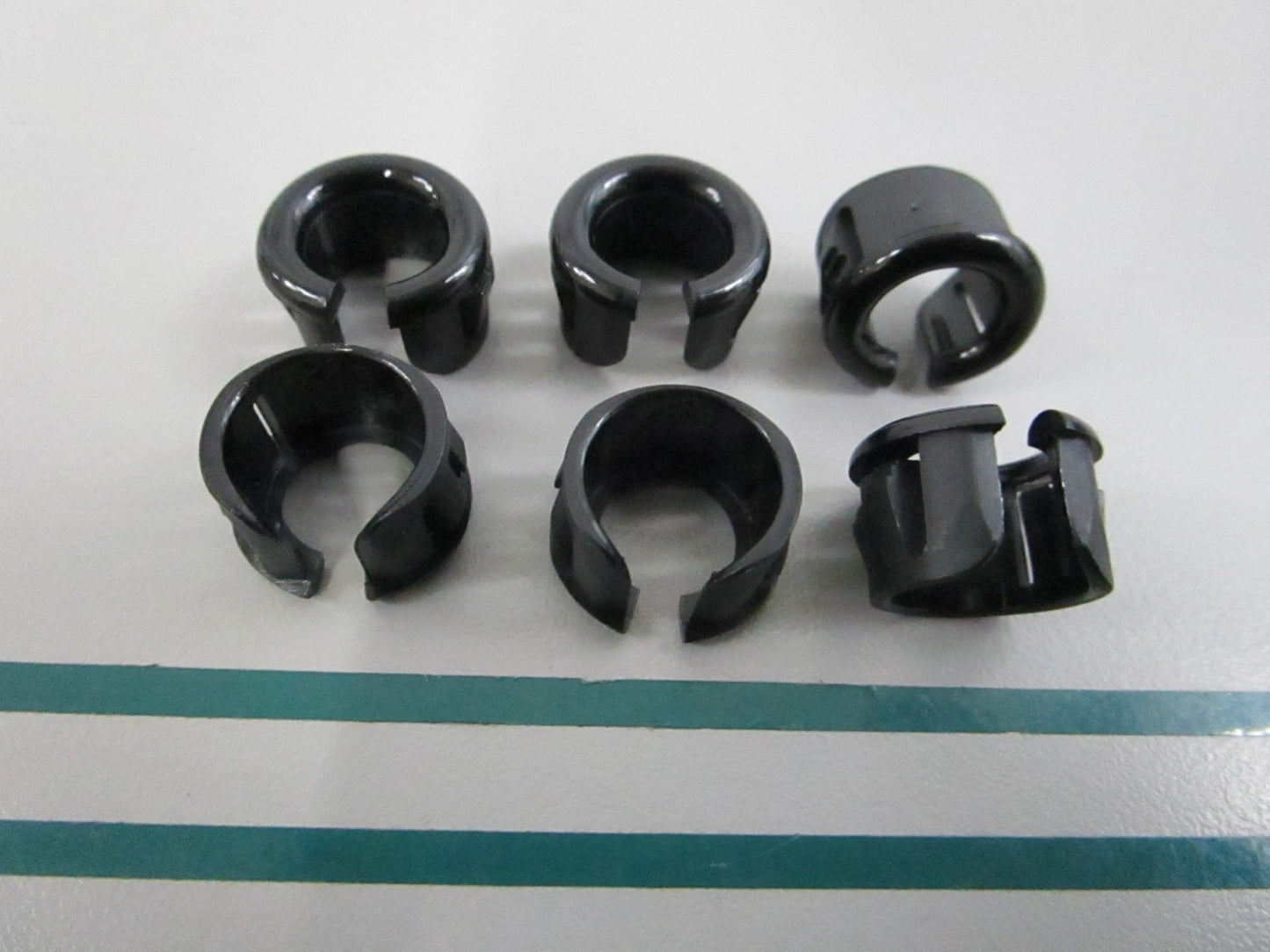NEW OEM (LOT OF 6) 57878-00 Harley Davidson Grommet 0810