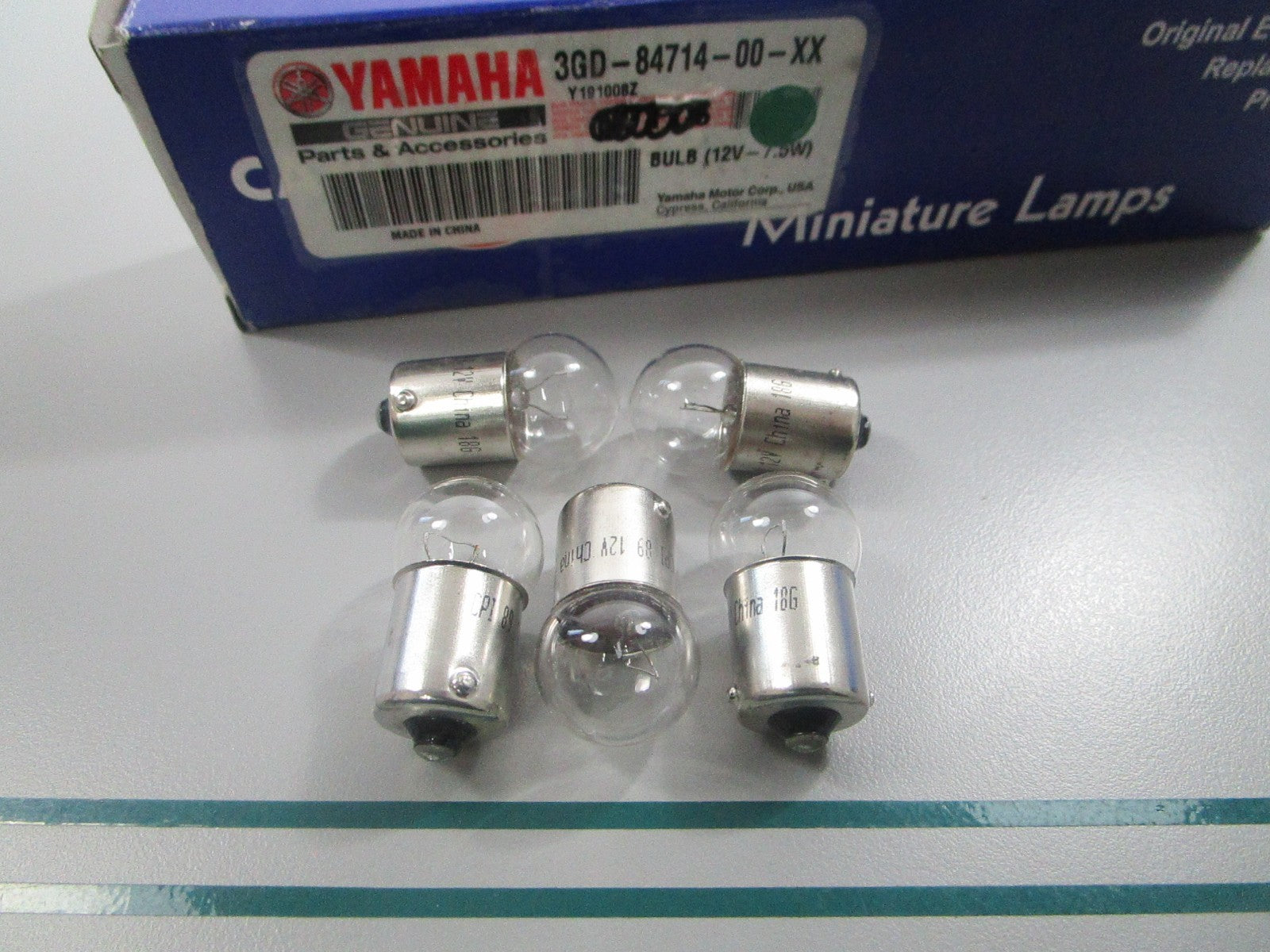 NEW OEM (LOT OF 5) 3GD-84714-00-XX Yamaha 12V 7.5W Bulb 0810