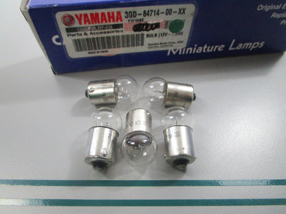 NEW OEM (LOT OF 5) 3GD-84714-00-XX Yamaha 12V 7.5W Bulb 0810