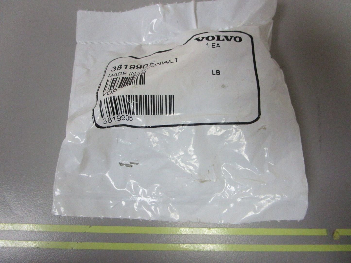 *NEW OEM* 0720 Volvo Penta Starter Fuse 3819905