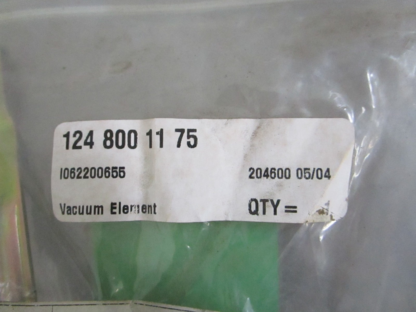 NEW OEM 1248001175 Mercedes-Benz Vacuum Element 0820