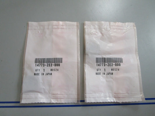 *NEW OEM* (LOT OF 2) 0810 Honda Spring Retainer 14773-ZE2-000