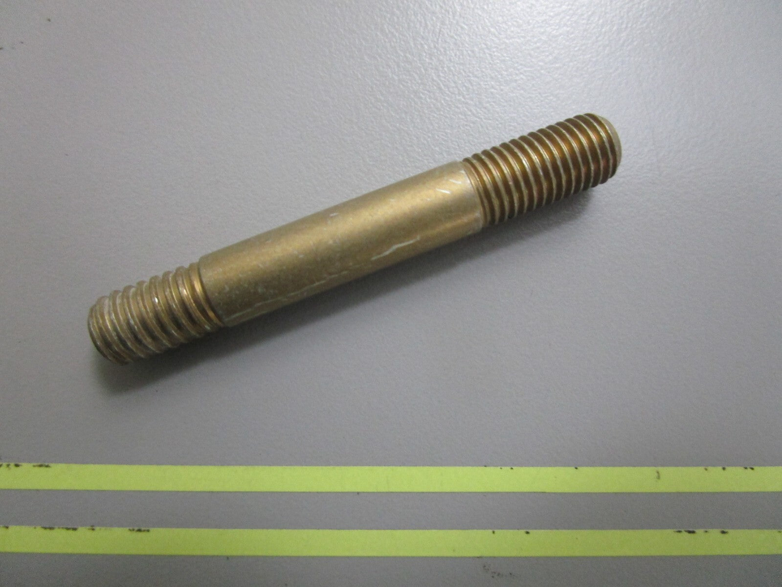 *NEW OEM* 0810 Mercury Quicksilver Stud 16-72452