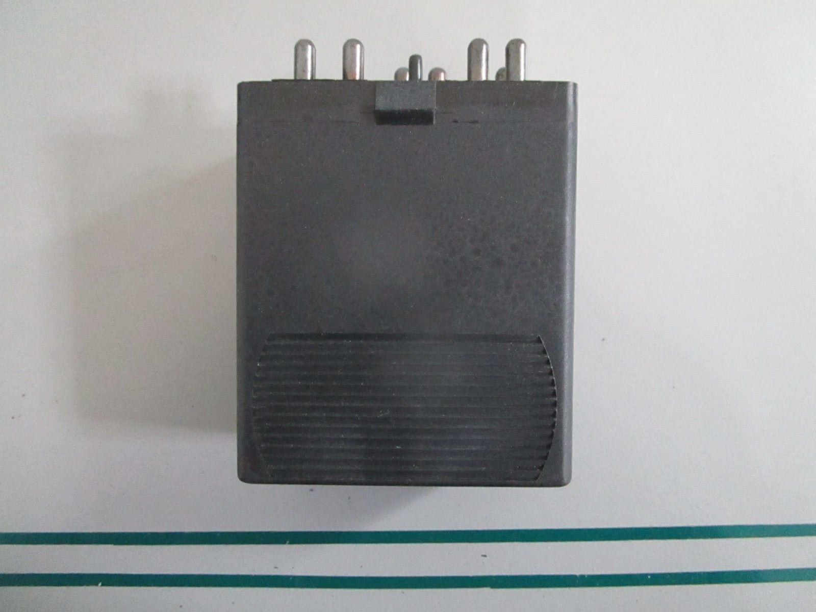 NEW OEM 0025451805 Mercedes-Benz Relay 0820