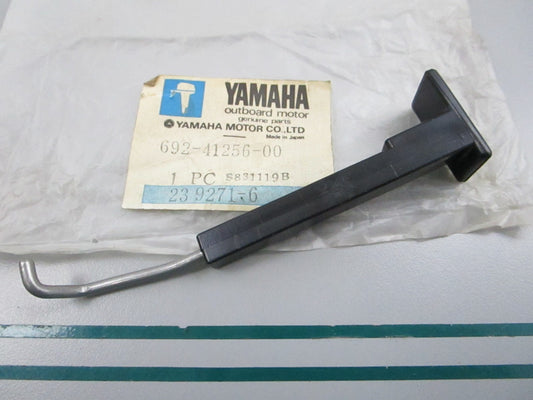 NEW OEM 692-41256-00-00 Yamaha Choke Rod 0810