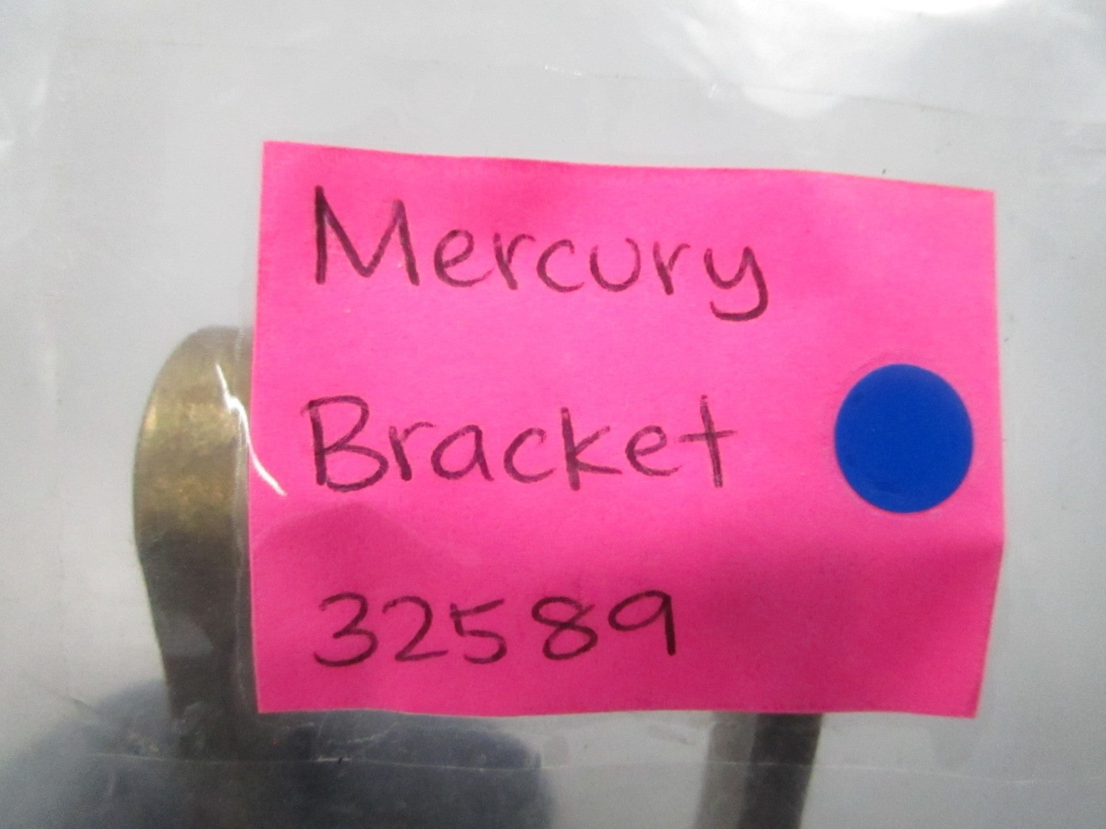*NEW OEM* 0810 Mercury Quicksilver Bracket 32589