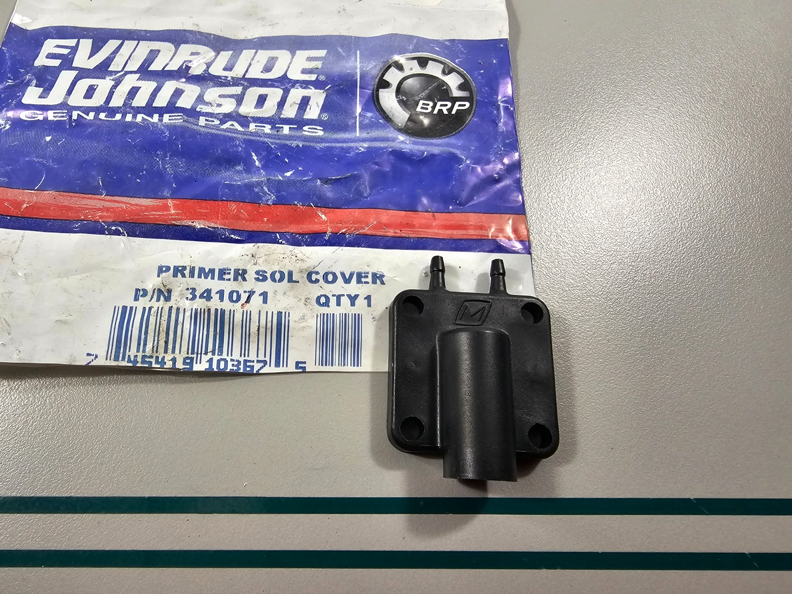 NEW OEM 341071 0341071 OMC Johnson Evinrude Primer Solenoid Cover 0810