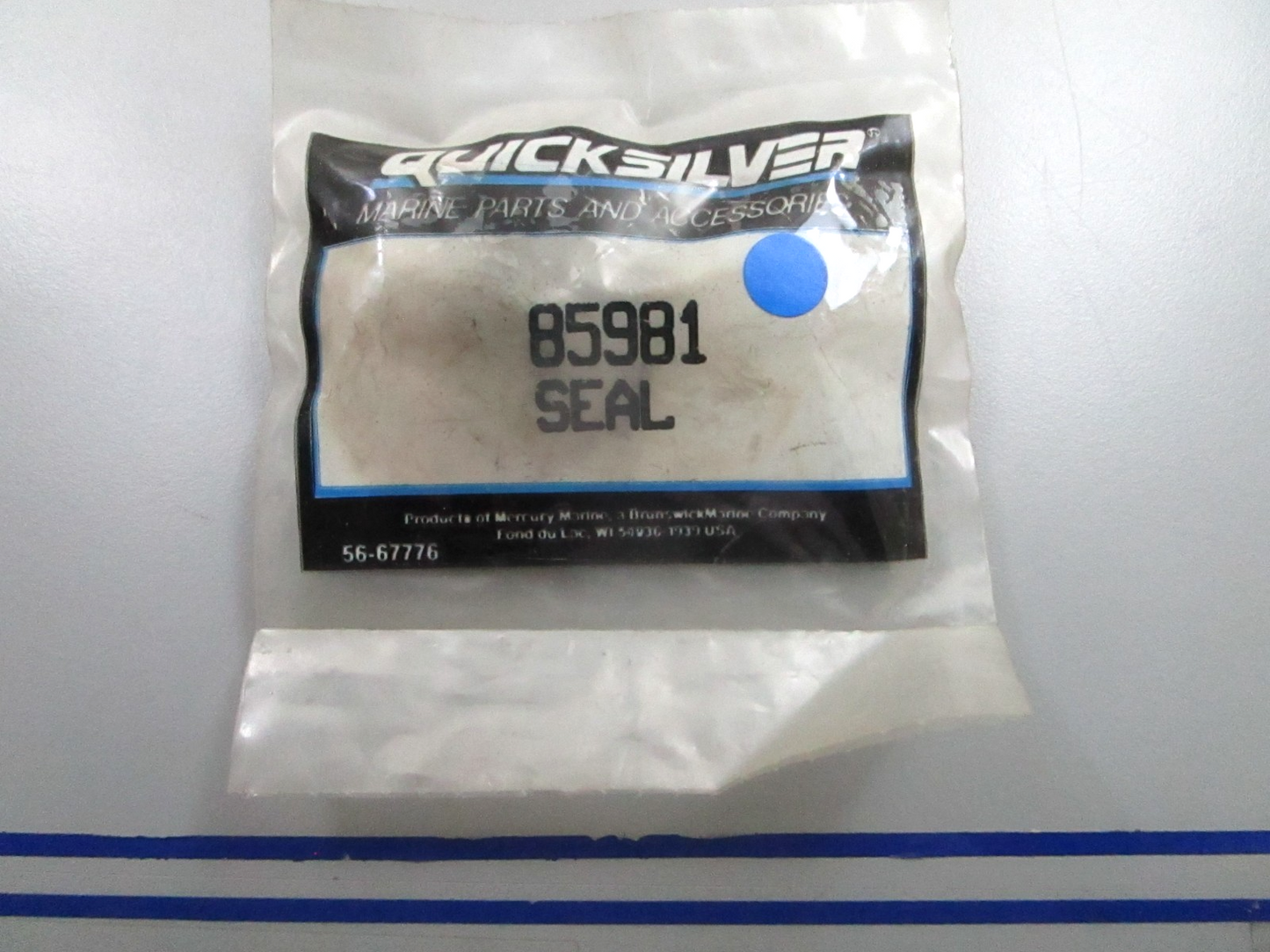 *NEW OEM* 0810 Mercury Quicksilver Seal 85981
