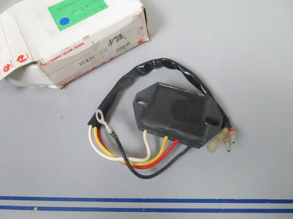 *NEW OEM* 0720 Suzuki Rectifier 32800-95820