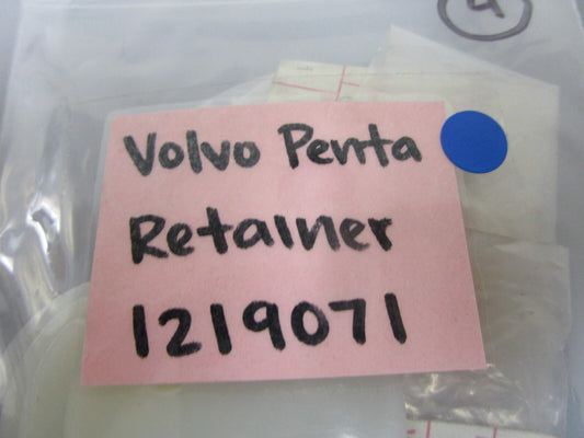 *NEW OEM* 0810 Volvo Penta Retainer 1219071