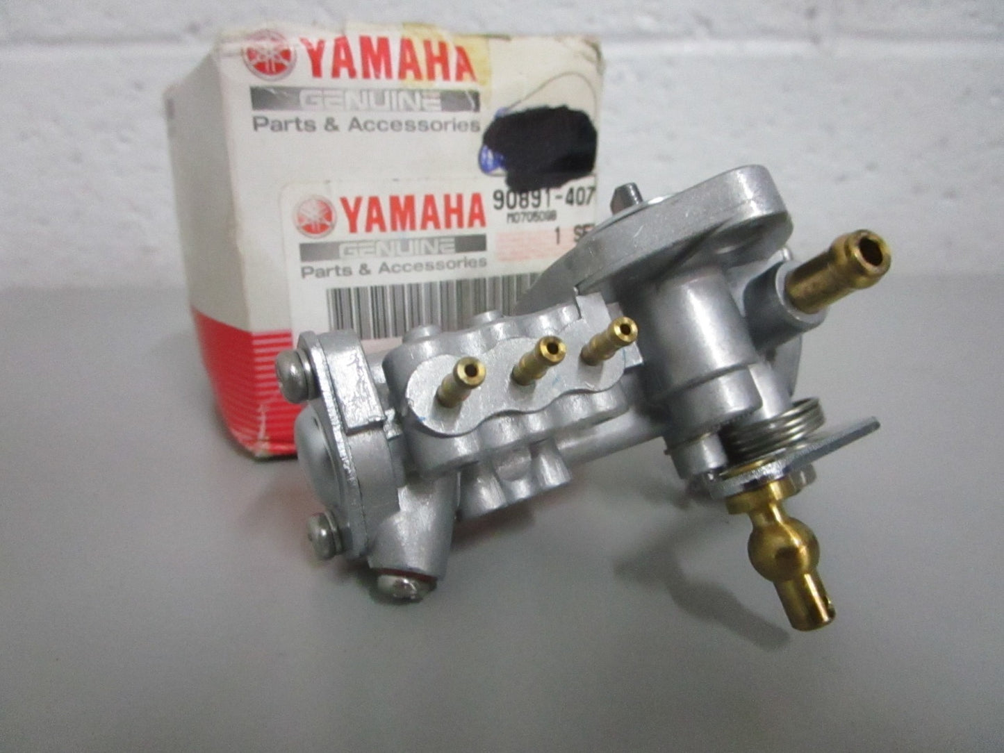 NEW OEM 90891-40744-00 Yamaha Oil Injection Pump 0820