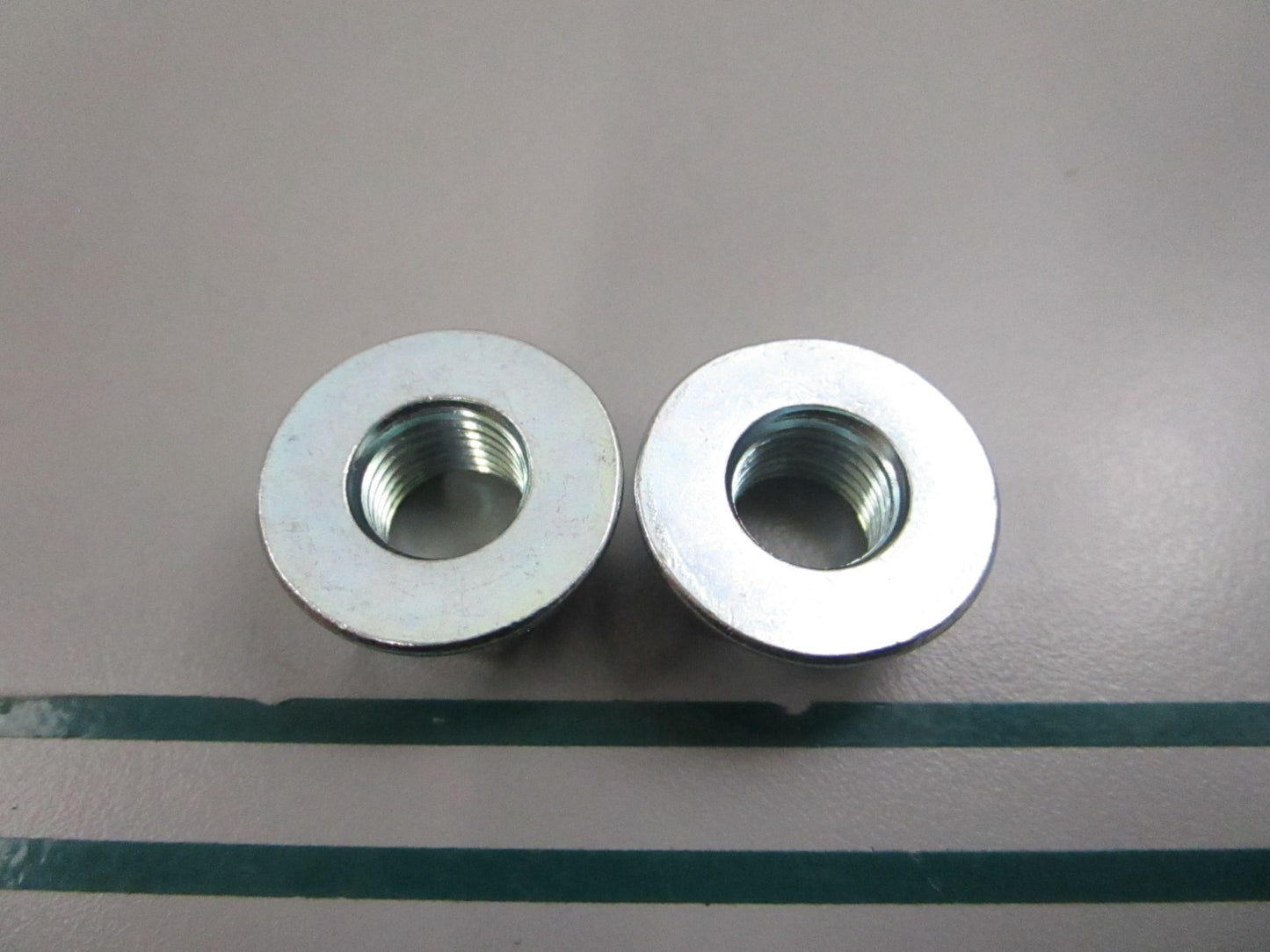 NEW OEM (LOT OF 2) 22746891 Volvo Penta Nut Retainer 0810