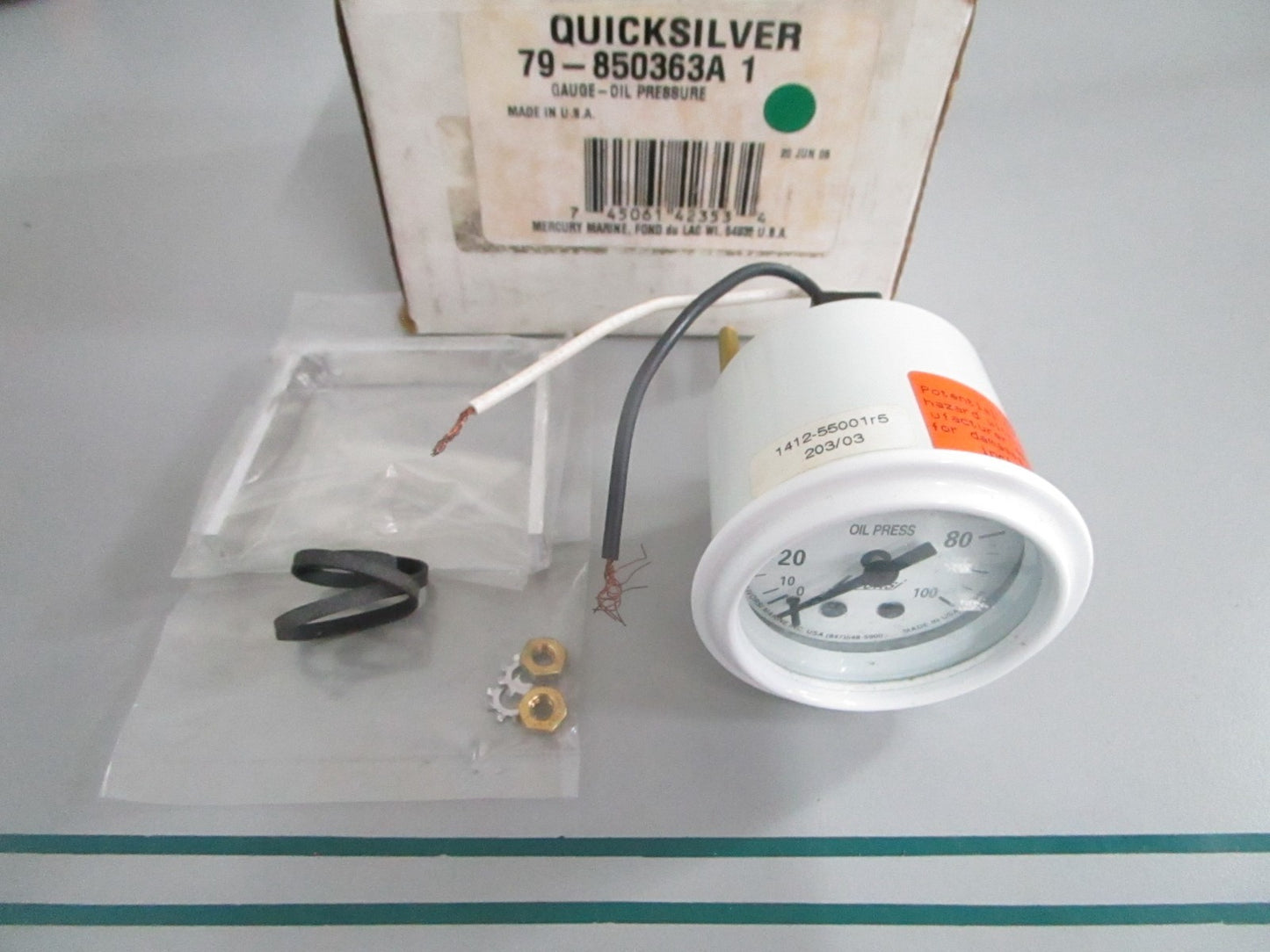 NEW OEM 79-850363A1 Mercury Quicksilver Oil Pressure Gauge 0820