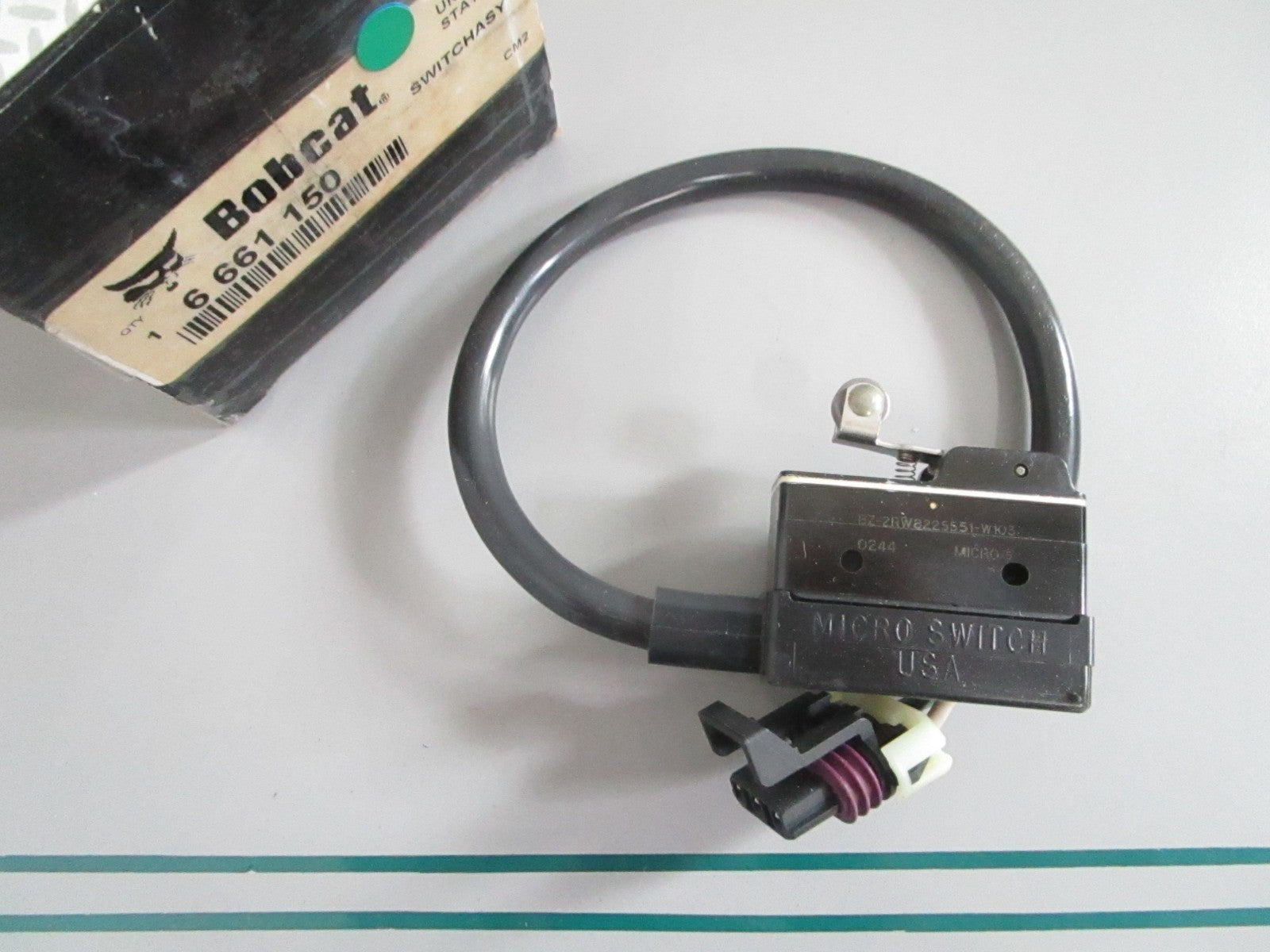 NEW OEM 6661150 Bobcat Switch Assy 0820