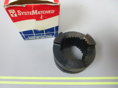 *NEW OEM* 0720 OMC Johnson Evinrude Clutch Dog 914714 0914714