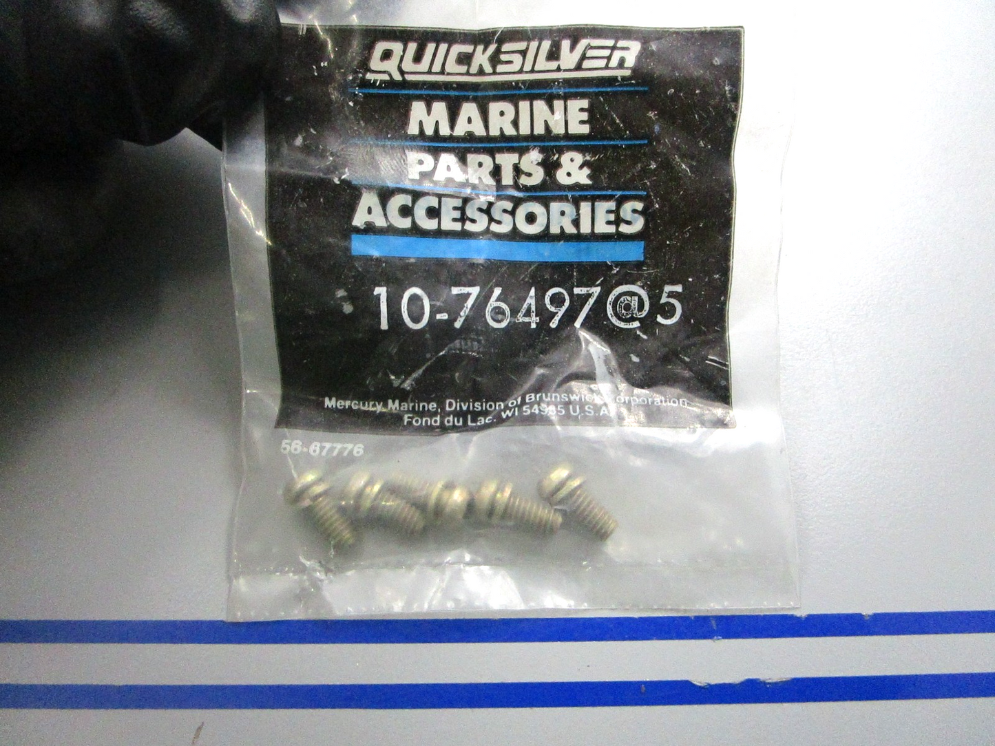 *NEW OEM* (LOT OF 5) 0810 Mercury Quicksilver Screw 10-76497