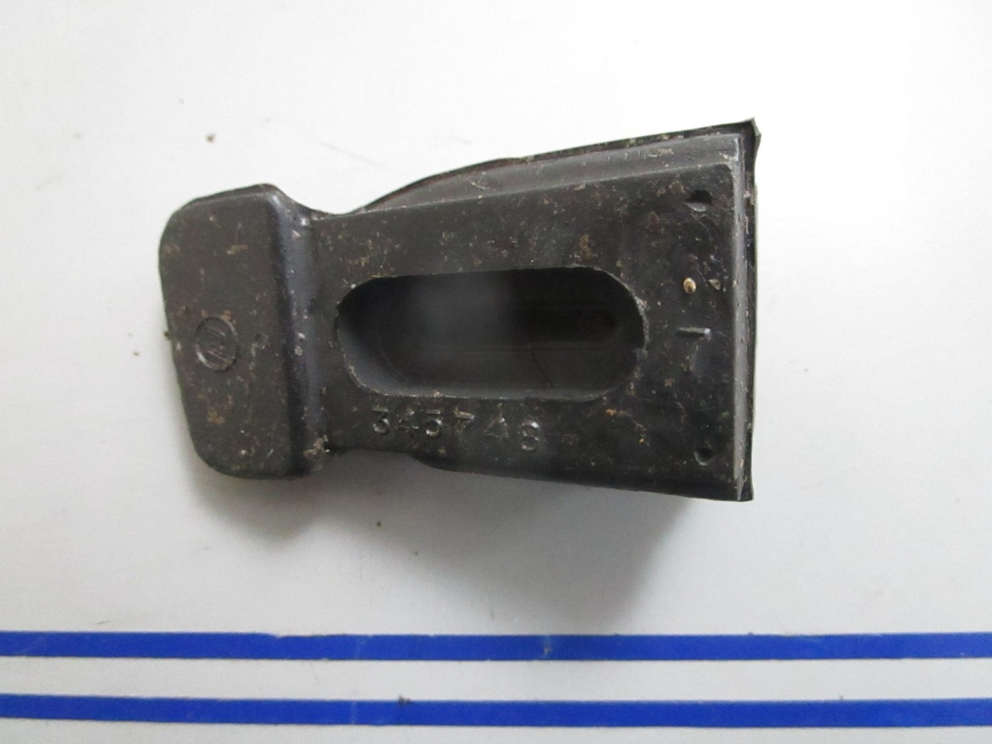 *NEW OEM* 0820 OMC Johnson Evinrude Grommet 345748 0345748