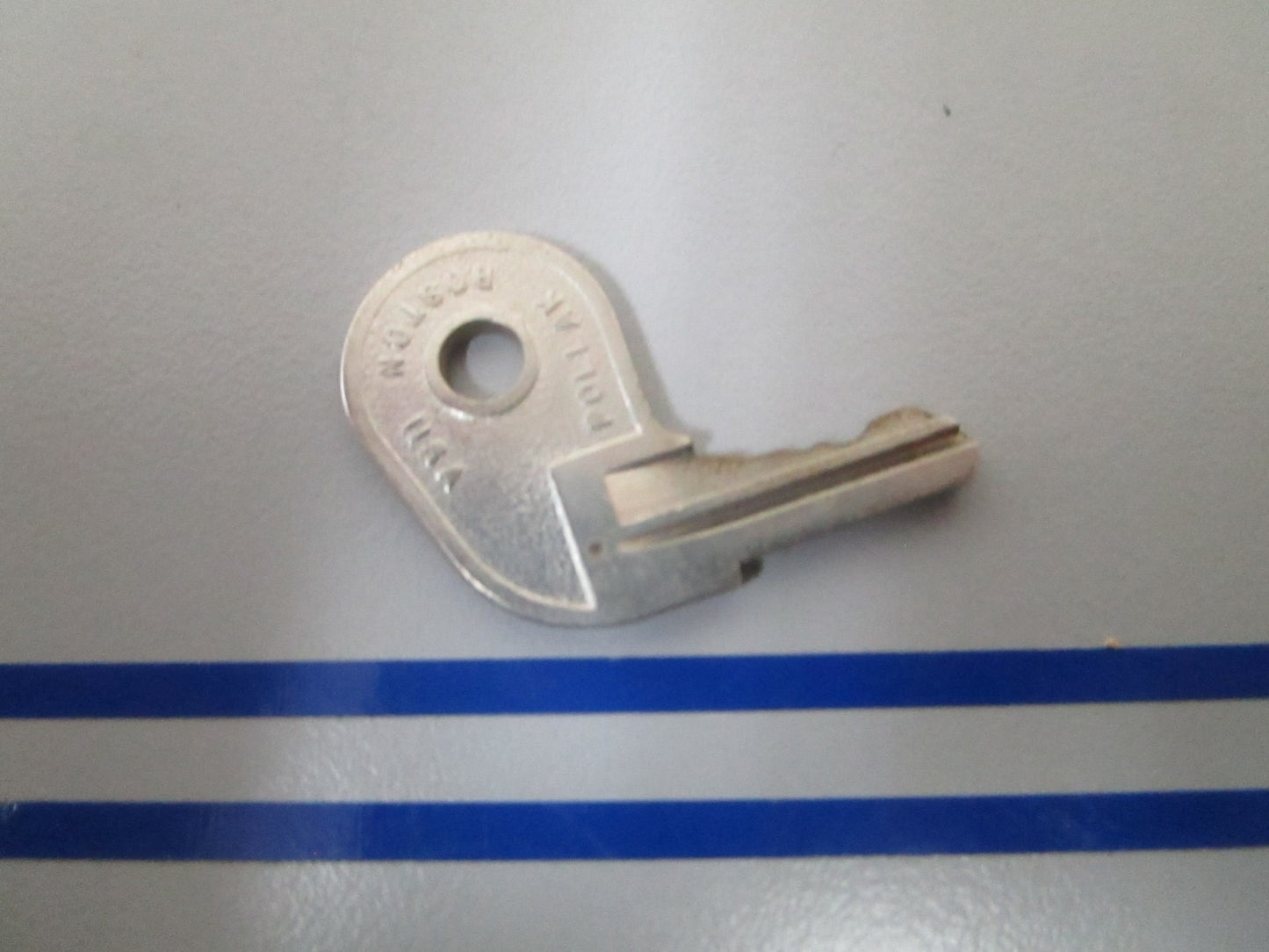 NEW OEM 501793 0501793 OMC Johnson Evinrude #28 Ignition Key 0810