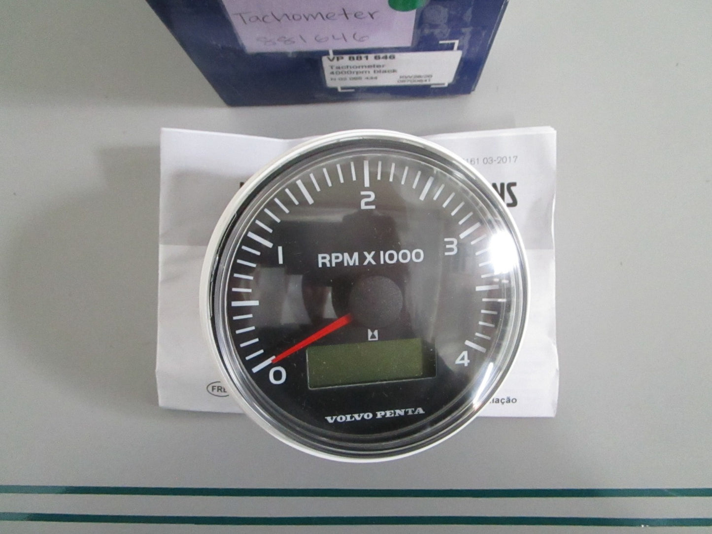 NEW OEM 881646 Volvo Penta Tachometer 0820