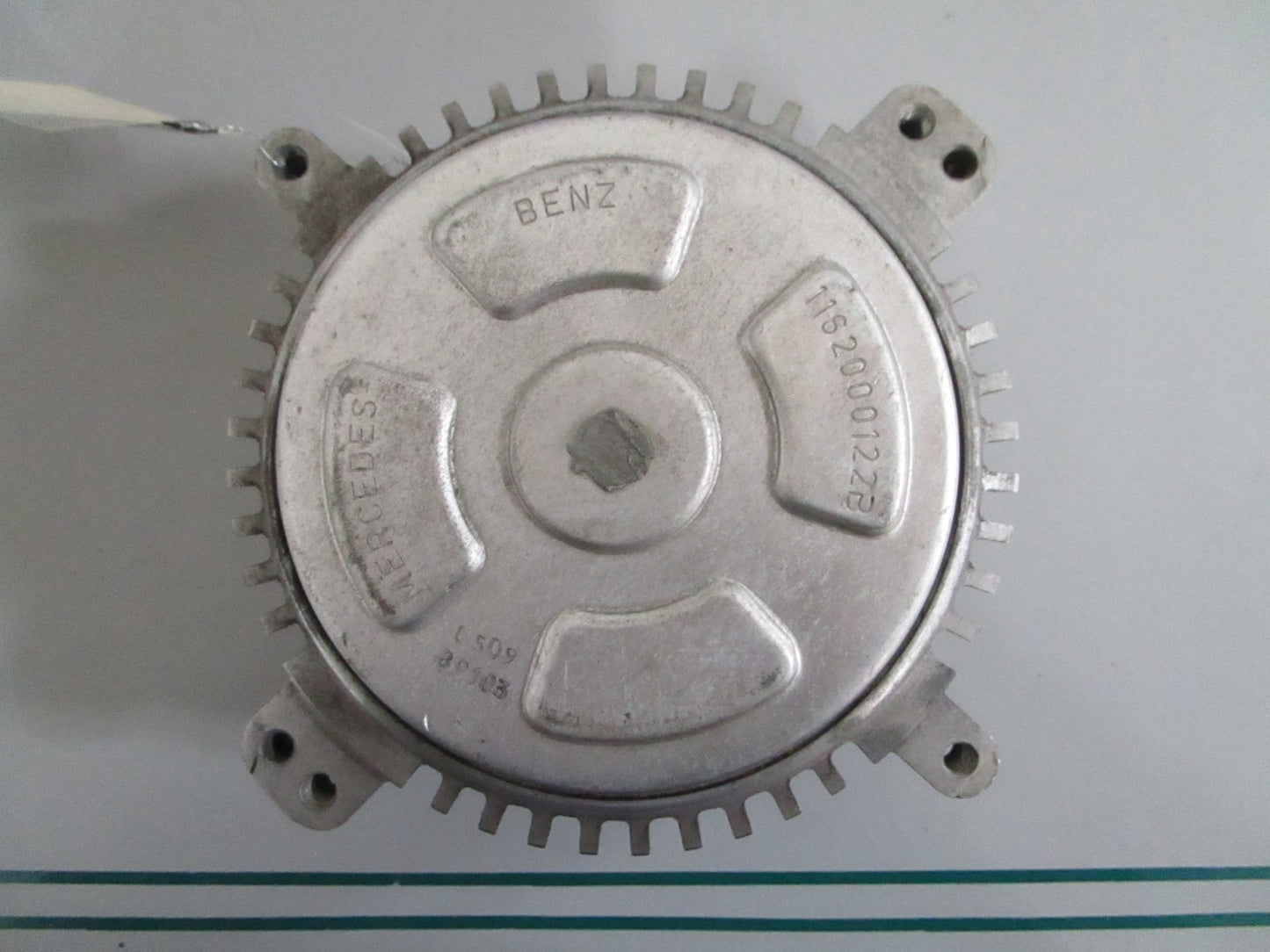 NEW OEM 1162000122 Mercedes-Benz Engine Cooling Fan Clutch 0820