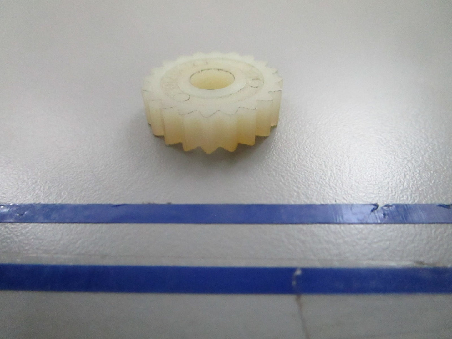 *NEW OEM* 0810 OMC Johnson Evinrude Lower Gearcase Plug 911710 0911710