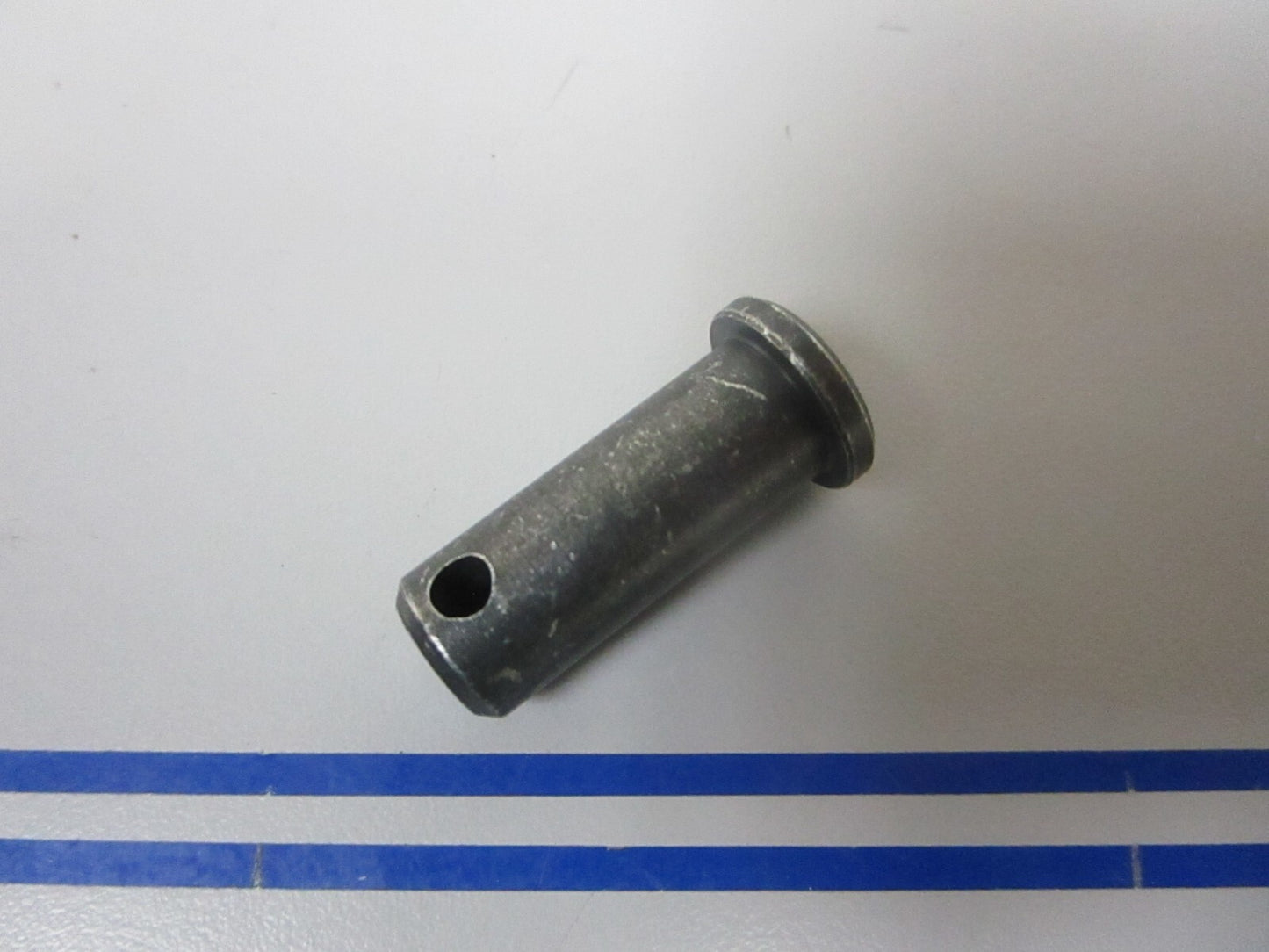 *NEW OEM* 0810 Volvo Penta Clevis Pin 913158-2