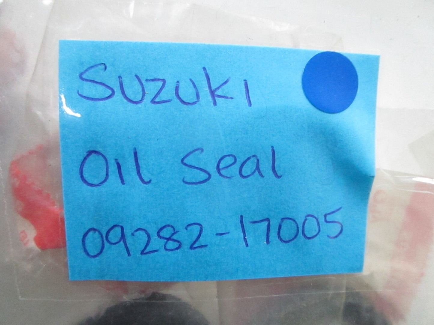 *NEW OEM* 0810 Suzuki Oil Seal 09282-17005