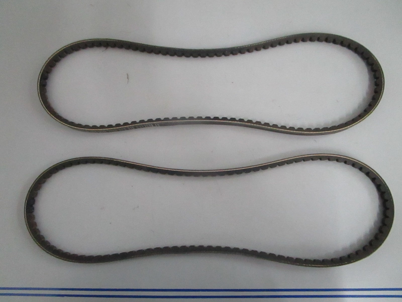 NEW OEM 966972 Volvo Penta V-Belt Set 0820