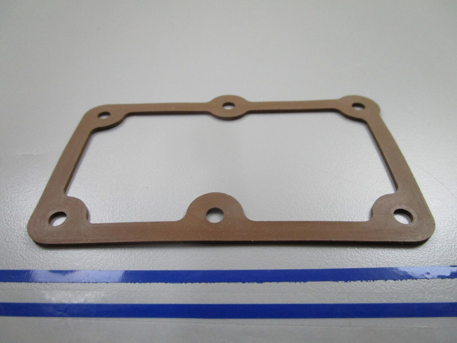 *NEW OEM* 0810 OMC Johnson Evinrude  Gasket 343918 0343918