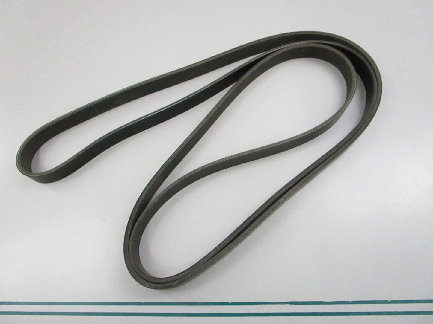 Gates K060966 Micro-V Serpentine Belt 6-Rib 96.61in NEW 0810
