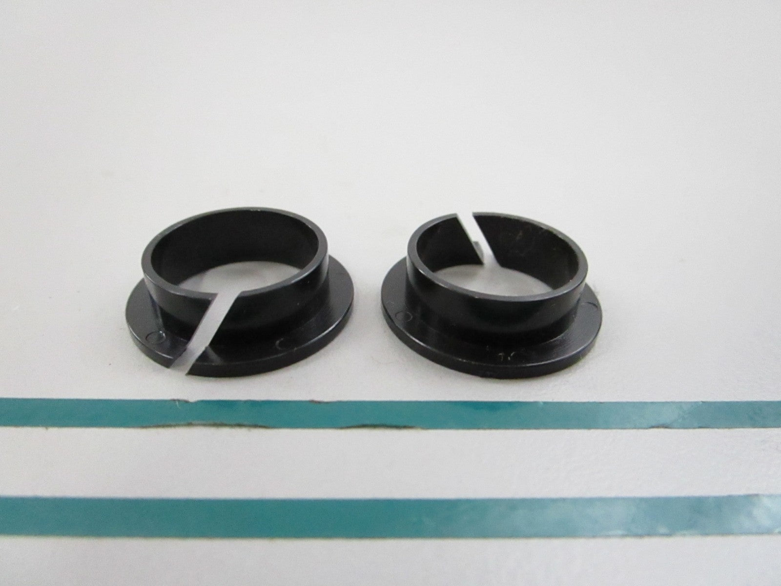 NEW OEM (LOT OF 2) 90386-15M73-00 Yamaha Bushing 0810