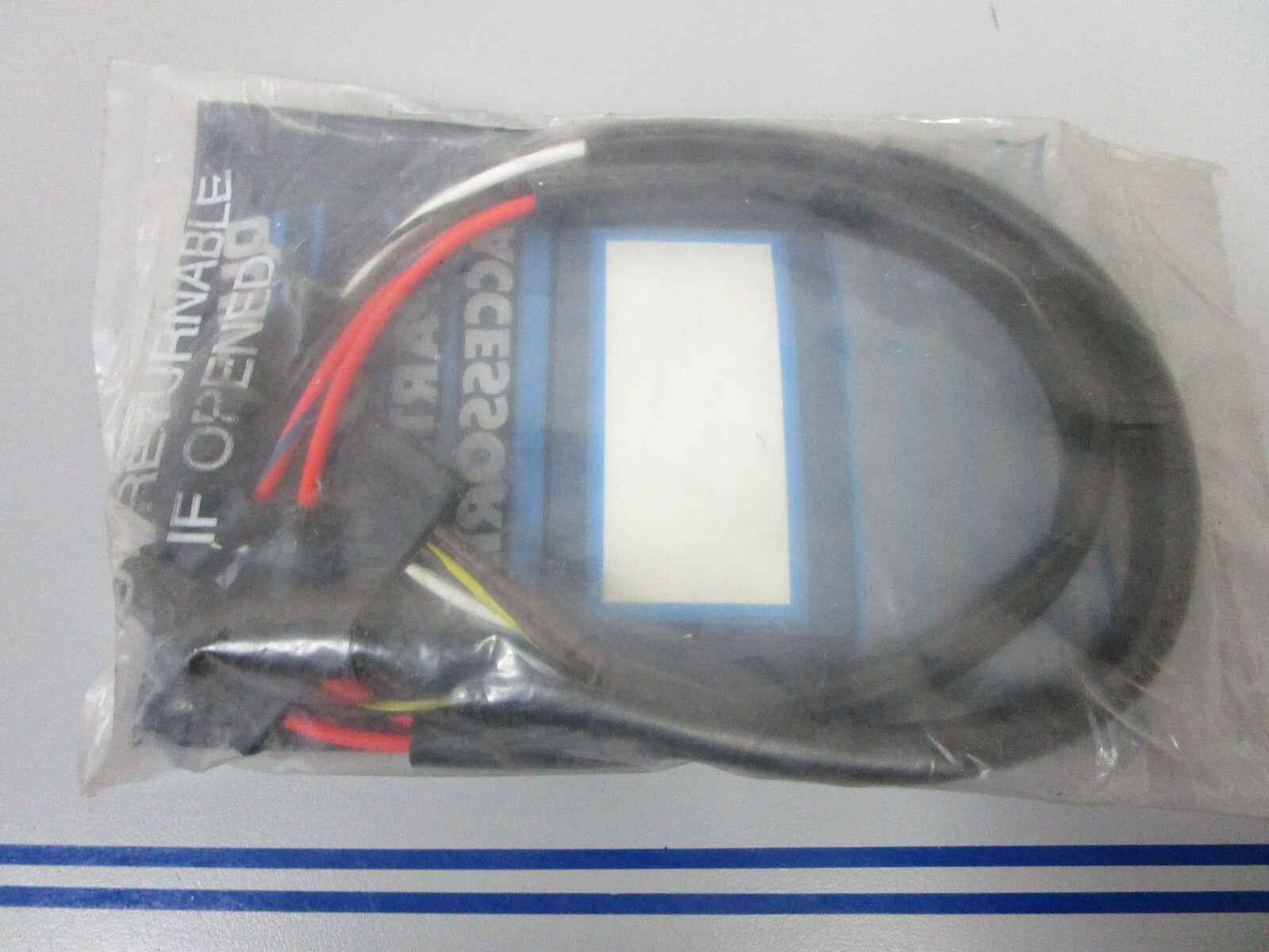 *NEW OEM* 0770 Mercury Quicksilver Lead Connector for 2 -CYL Applications 878886