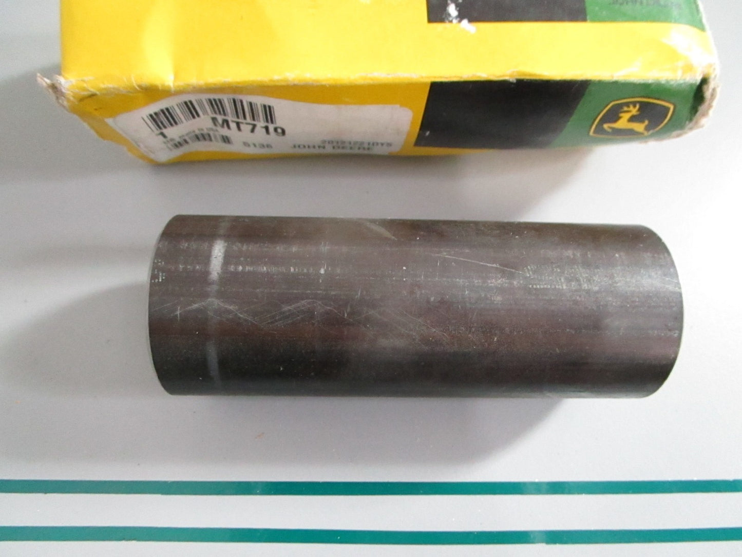 NEW OEM MT719 John Deere Spacer 0820