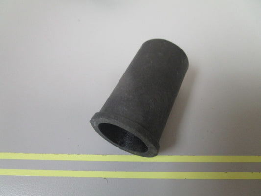 *NEW OEM* 0810 OMC Johnson Evinrude Sleeve 354580 0354580