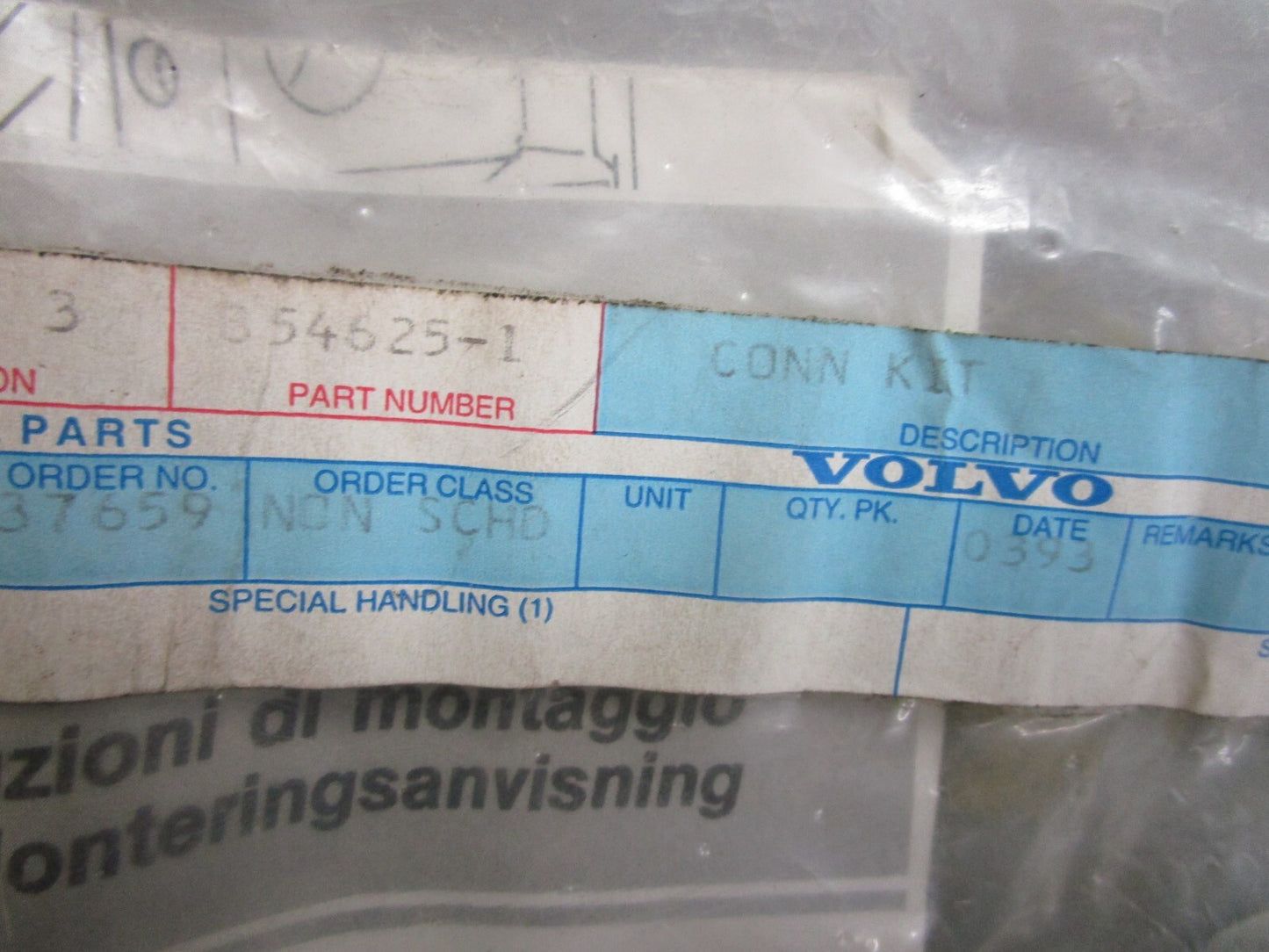 *NEW OEM* 0810 Volvo Penta Cable Kit 854625