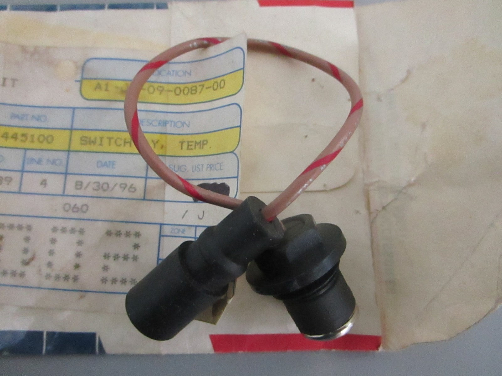 *NEW OEM* 0820 OMC Johnson Evinrude Temperature Switch Ay 445100 0445100