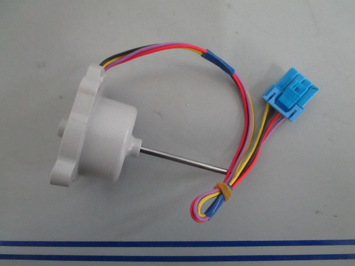 *NEW OEM* 0820 LG Refrigerator Evaporator Fan Motor EAU65058312